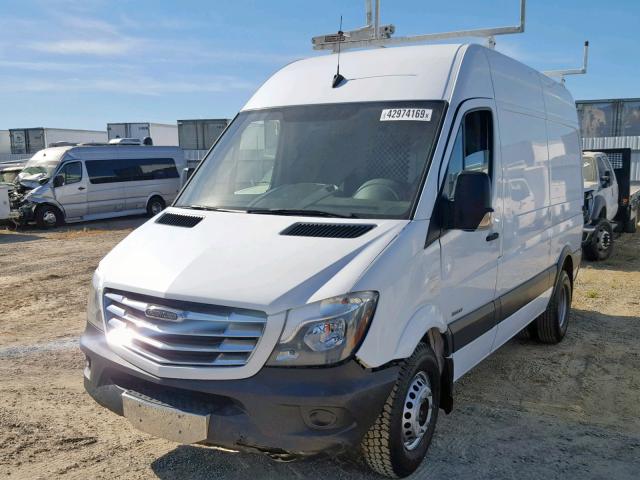 WDYPF0DC4E5941824 - 2014 FREIGHTLINER SPRINTER 3 WHITE photo 2