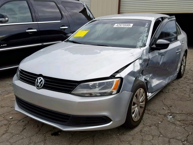 3VW2K7AJ1EM231607 - 2014 VOLKSWAGEN JETTA BASE SILVER photo 2