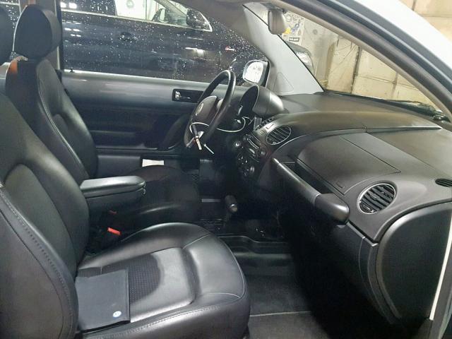 3VWRW31C59M513316 - 2009 VOLKSWAGEN NEW BEETLE ლურჯი ფოტო 5