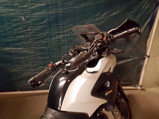 WB1018908BZY93786 - 2011 BMW G650 GS WHITE photo 5