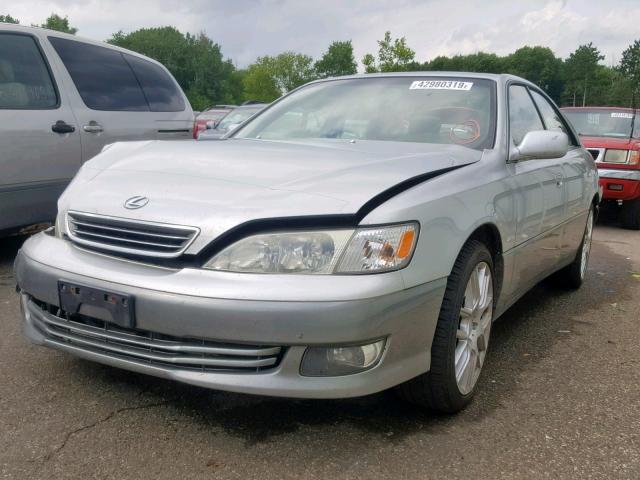 JT8BF28G710328519 - 2001 LEXUS ES 300 GRAY photo 2