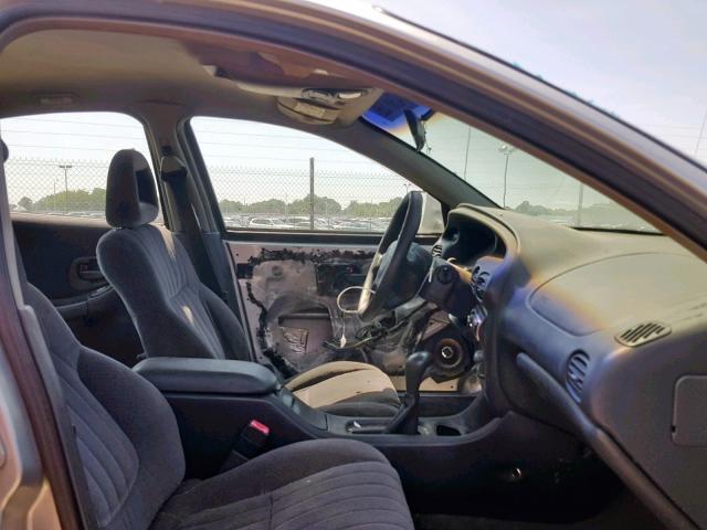 1G2WK52J52F114765 - 2002 PONTIAC GRAND PRIX SILVER photo 5