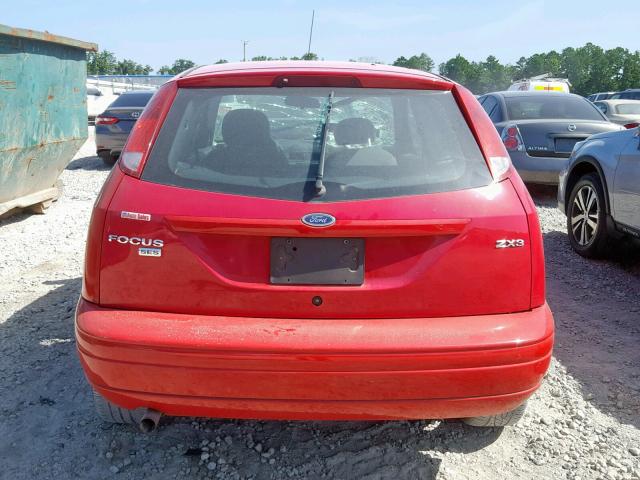 3FAFP31N65R149091 - 2005 FORD FOCUS ZX3 RED photo 9