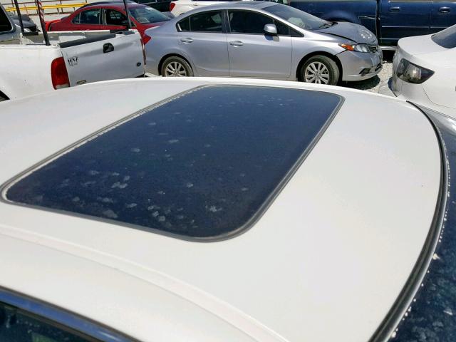 JTHBF30G030118199 - 2003 LEXUS ES 300 WHITE photo 9