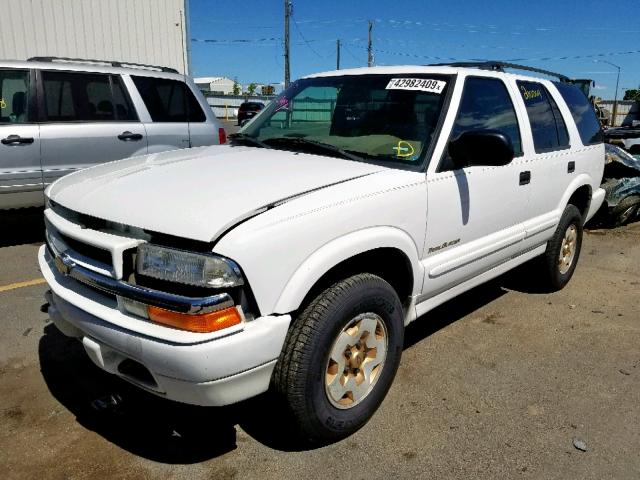 1GNDT13W4X2202036 - 1999 CHEVROLET BLAZER WHITE photo 2