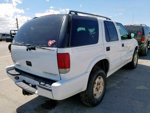 1GNDT13W4X2202036 - 1999 CHEVROLET BLAZER WHITE photo 4