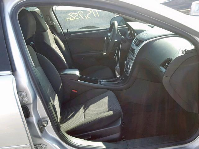 1G1ZC5EB5AF213782 - 2010 CHEVROLET MALIBU 1LT 银色 照片 5