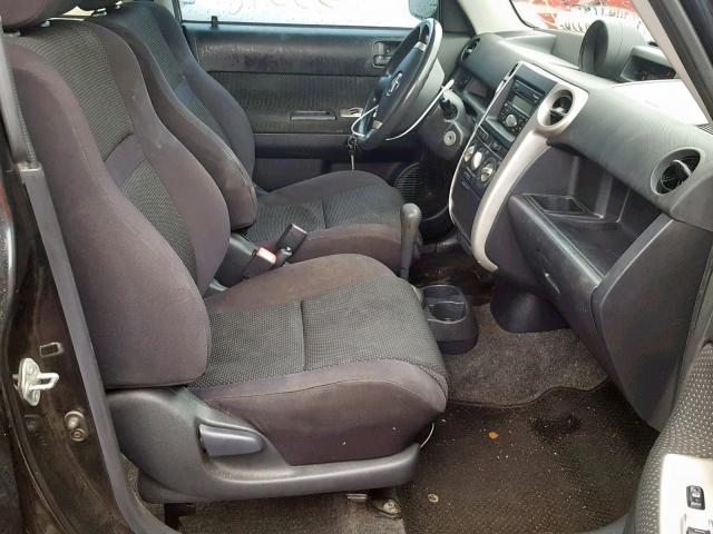 JTLKT324850180020 - 2005 TOYOTA SCION XB 黑色 照片 5