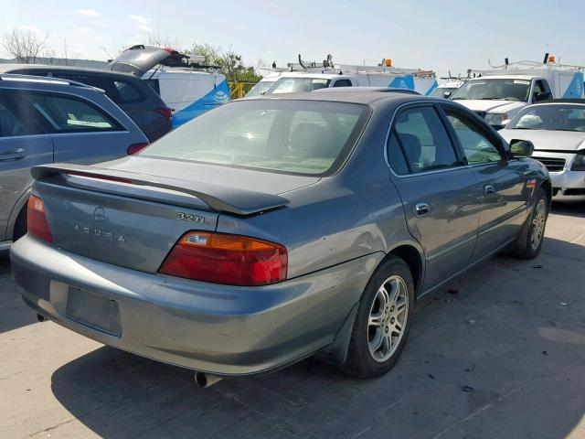 19UUA5675YA058225 - 2000 ACURA 3.2TL SILVER photo 4