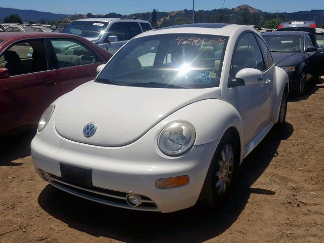 3VWCK31C04M409908 - 2004 VOLKSWAGEN NEW BEETLE WHITE photo 2