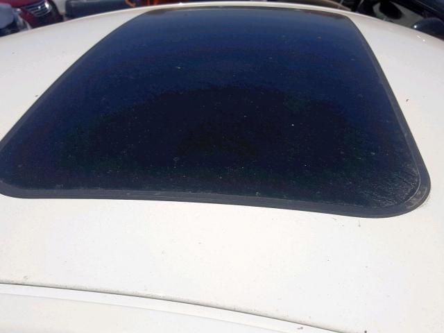 3VWCK31C04M409908 - 2004 VOLKSWAGEN NEW BEETLE WHITE photo 9