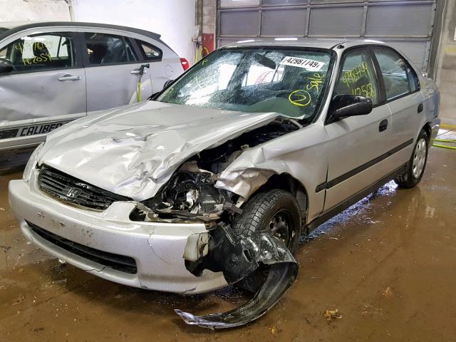 1HGEJ6622WL006244 - 1998 HONDA CIVIC DX SILVER photo 2