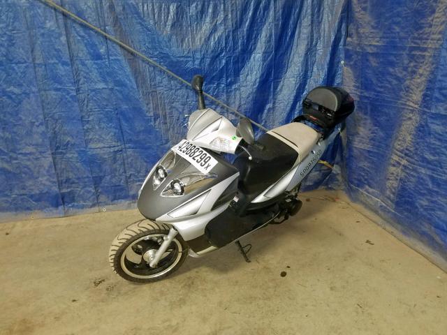 L9NTELKE6H1010967 - 2017 TAO SCOOTER BLACK photo 2