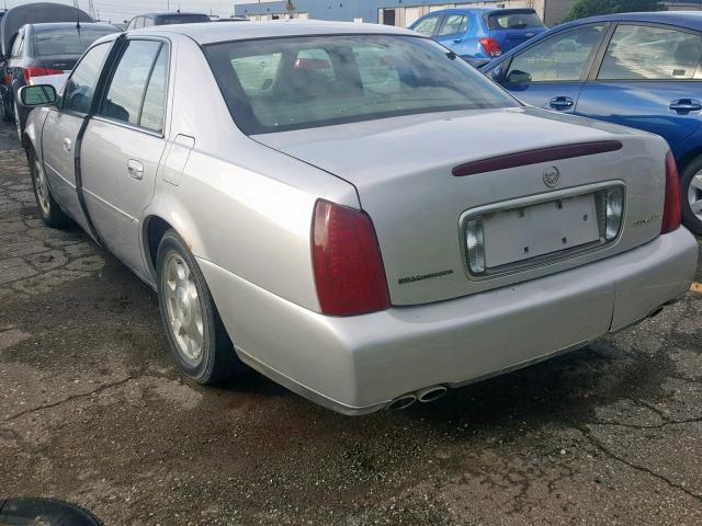 1G6KD54Y82U304573 - 2002 CADILLAC DEVILLE SILVER photo 3