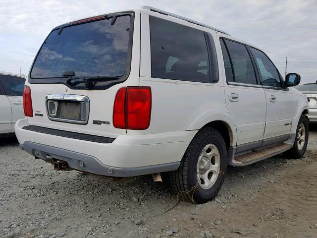 5LMRU27A9YLJ09842 - 2000 LINCOLN NAVIGATOR WHITE photo 4