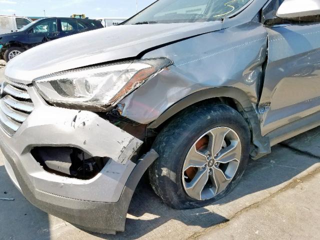 KM8SM4HF2GU163423 - 2016 HYUNDAI SANTA FE S SILVER photo 9