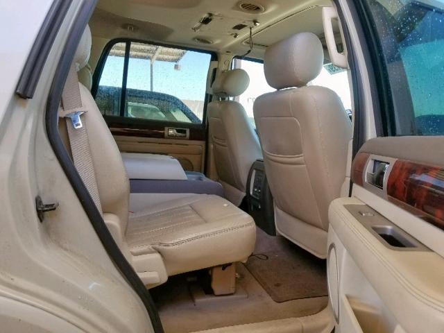 5LMFU27R64LJ41344 - 2004 LINCOLN NAVIGATOR SILVER photo 6