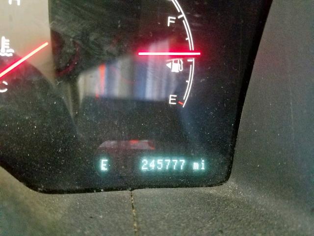 5LMFU27R64LJ41344 - 2004 LINCOLN NAVIGATOR SILVER photo 8