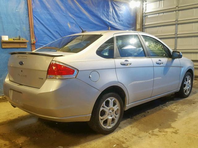 1FAHP36N89W246586 - 2009 FORD FOCUS SES SILVER photo 4