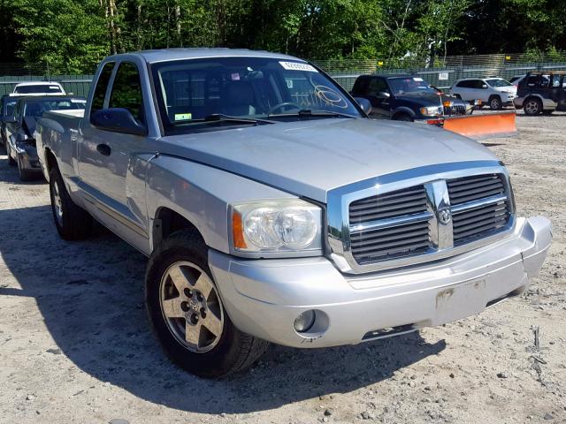 1D7HW52K55S159336 - 2005 DODGE DAKOTA LAR SILVER photo 1