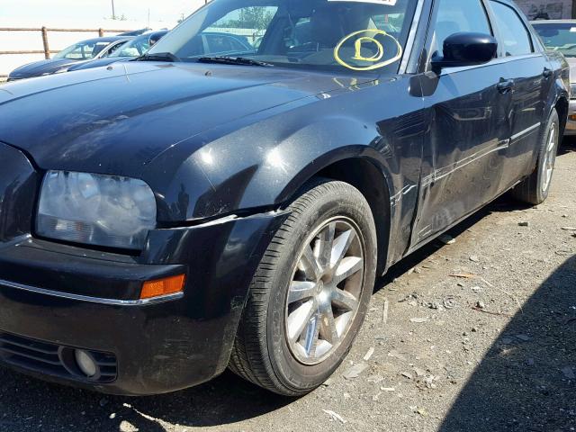 2C3KA53G87H899616 - 2007 CHRYSLER 300 TOURIN BLACK photo 9