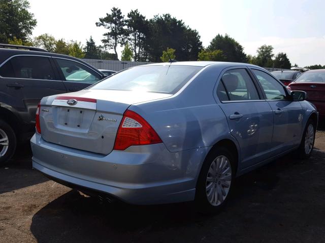 3FADP0L33AR406719 - 2010 FORD FUSION HYB BLUE photo 4