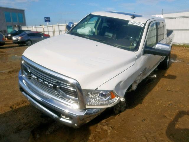 3C63R3NLXJG208513 - 2018 RAM 3500 LONGH WHITE photo 2