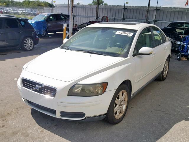 YV1MS390362219350 - 2006 VOLVO S40 2.4I WHITE photo 2