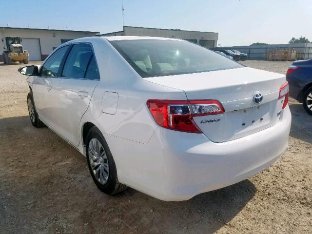 4T1BD1FK0EU141433 - 2014 TOYOTA CAMRY HYBR WHITE photo 3