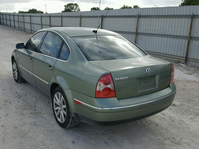 WVWMD63B64P145630 - 2004 VOLKSWAGEN PASSAT GL GREEN photo 3