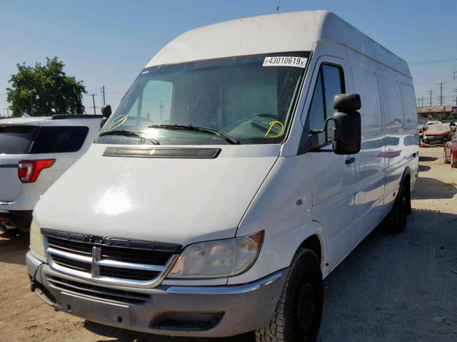 WD0PD744455809561 - 2005 DODGE SPRINTER 2 WHITE photo 2