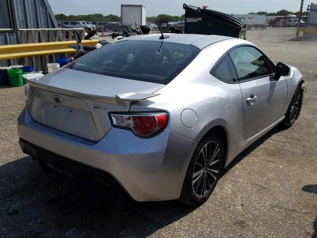 JF1ZCAC14E8601208 - 2014 SUBARU BRZ 2.0 LI SILVER photo 4