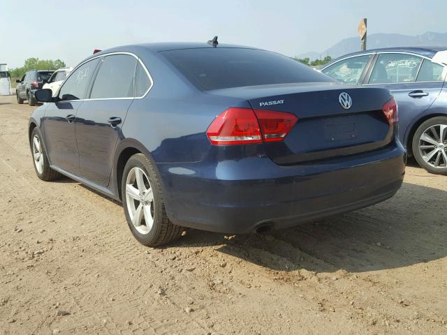 1VWBH7A30DC150758 - 2013 VOLKSWAGEN PASSAT SE BLUE photo 3