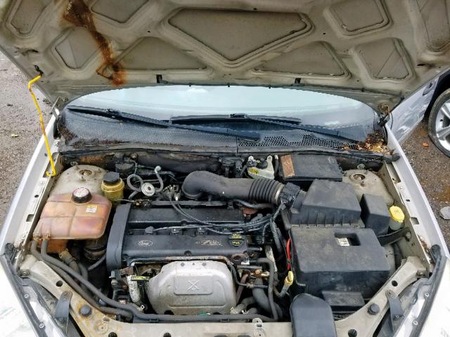 3FAFP37302R143661 - 2002 FORD FOCUS ZX5 SILVER photo 7