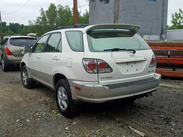 JTJHF10UX20289964 - 2002 LEXUS RX 300 WHITE photo 3