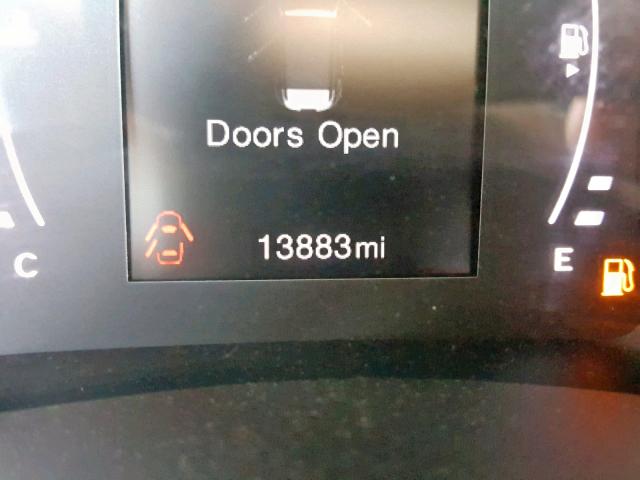 ZACCJBAB8HPG13558 - 2017 JEEP RENEGADE S შავი ფოტო 8