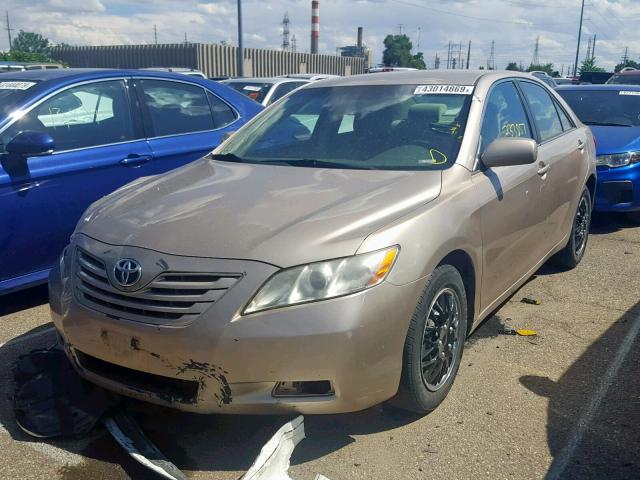 4T4BE46K49R095289 - 2009 TOYOTA CAMRY BASE GOLD photo 2