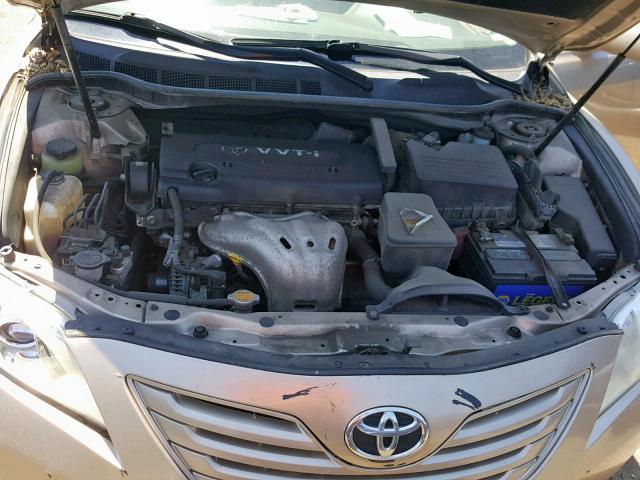 4T4BE46K49R095289 - 2009 TOYOTA CAMRY BASE GOLD photo 7