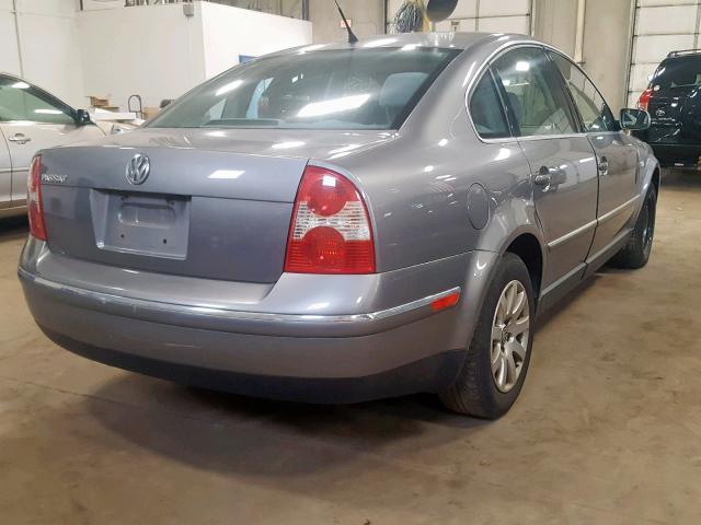 WVWPD63B02P358468 - 2002 VOLKSWAGEN PASSAT GLS SILVER photo 4