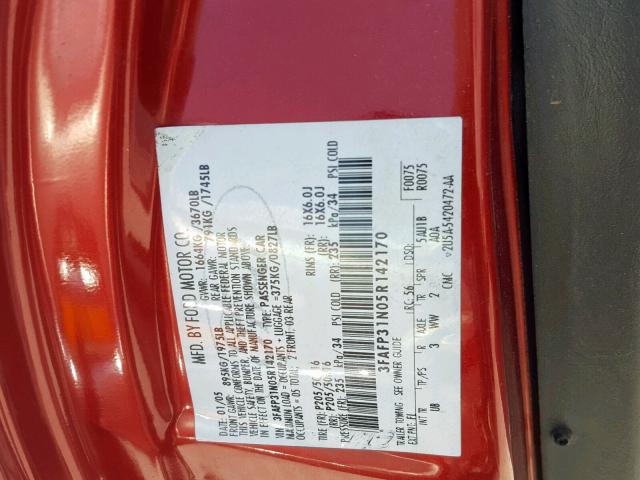 3FAFP31N05R142170 - 2005 FORD FOCUS ZX3 RED photo 10