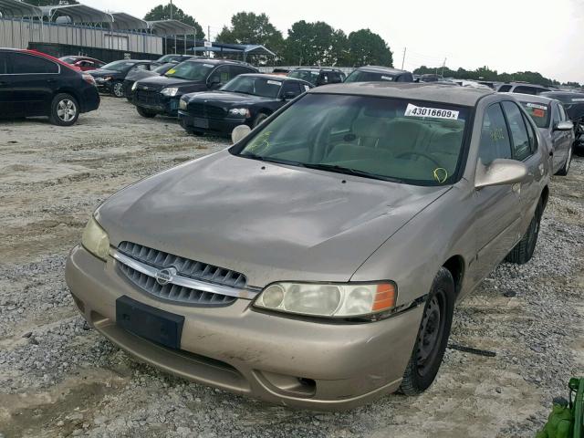 1N4DL01DX1C240513 - 2001 NISSAN ALTIMA XE GOLD photo 2