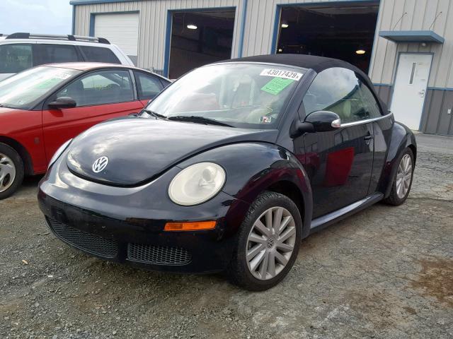 3VWRF31Y38M415184 - 2008 VOLKSWAGEN NEW BEETLE შავი ფოტო 2