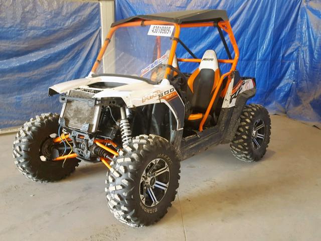 4XAVE76A6DF671098 - 2013 POLARIS RZR 800 S WHITE photo 2