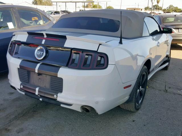 1ZVBP8FF2E5241371 - 2014 FORD MUSTANG GT WHITE photo 4