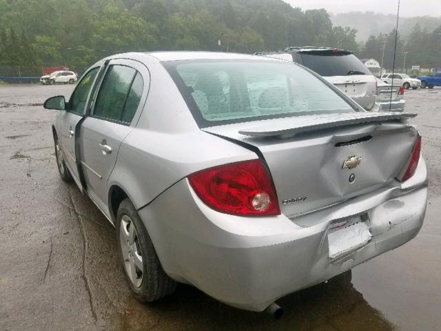 1G1AK54F257636372 - 2005 CHEVROLET COBALT SILVER photo 3