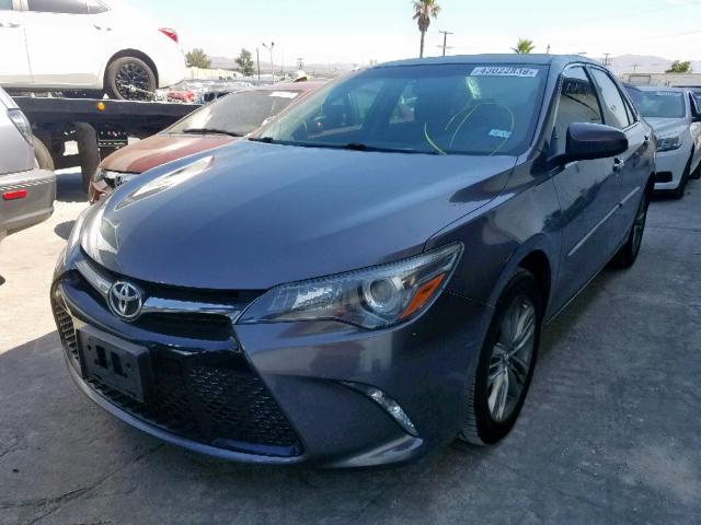 4T1BF1FK8FU884370 - 2015 TOYOTA CAMRY LE CHARCOAL photo 2