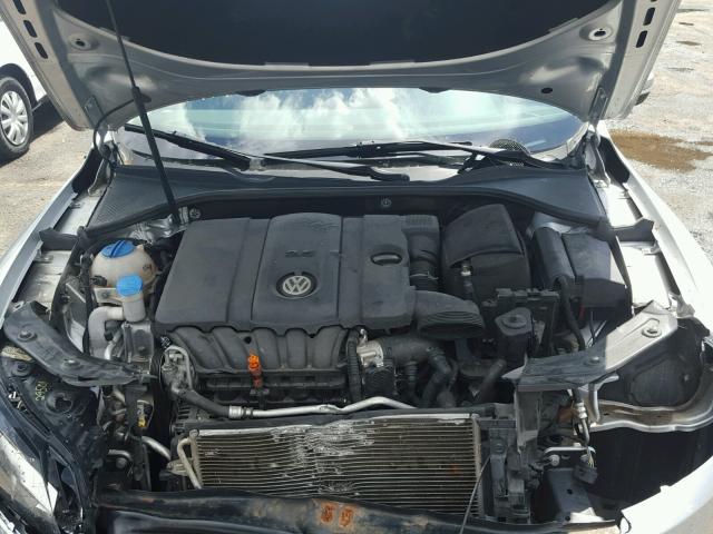 1VWAP7A33DC135489 - 2013 VOLKSWAGEN PASSAT S SILVER photo 7