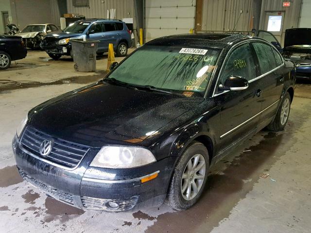 WVWPD63B44E173452 - 2004 VOLKSWAGEN PASSAT GLS BLACK photo 2