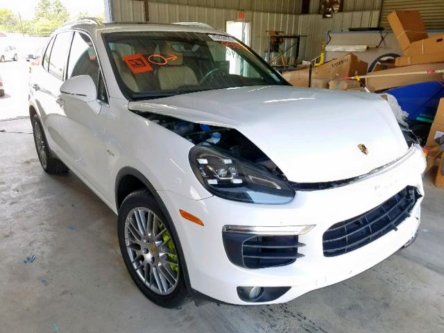 WP1AE2A22GLA58460 - 2016 PORSCHE CAYENNE SE WHITE photo 1