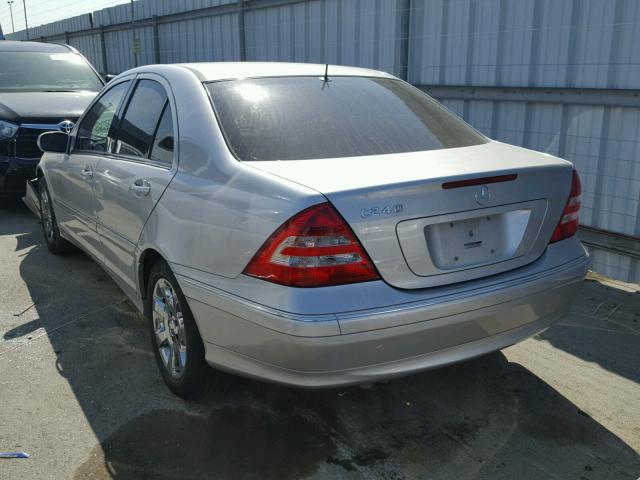 WDBRF61J15A772863 - 2005 MERCEDES-BENZ C 240 SILVER photo 3